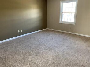 7271 Beacon Hill Dr in Pittsburgh, PA - Building Photo - Building Photo