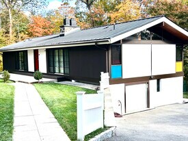 16 Park Hill Ter in Dobbs Ferry, NY - Building Photo
