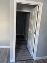 204 Elm St-Unit -2nd floor in Yonkers, NY - Building Photo - Building Photo