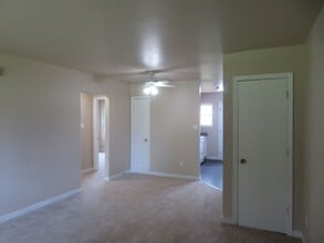 330 Kent Ave in Colonial Heights, VA - Building Photo - Building Photo
