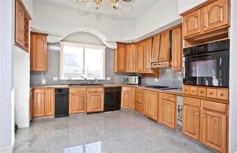 3200 Kennesaw St in Springdale, AR - Building Photo - Building Photo