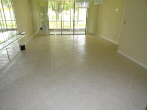 3286 Arcara Way in Greenacres, FL - Building Photo - Building Photo