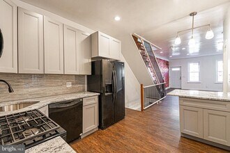 2238 Oakford St in Philadelphia, PA - Building Photo - Building Photo