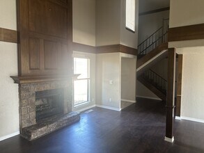 2202 Shadowridge Dr in Oklahoma City, OK - Building Photo - Building Photo