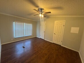 498 Burford Rd in Stonewall, LA - Building Photo - Building Photo