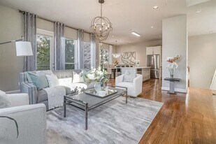 1333 St Joseph St in Dallas, TX - Building Photo