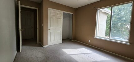 34249 Myrtle Ln in Union City, CA - Foto de edificio - Building Photo