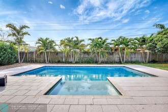 5320 SW 8th St in Plantation, FL - Building Photo - Building Photo