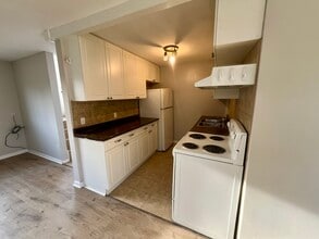 47 Beechwood Crescent in Chatham, ON - Building Photo - Building Photo