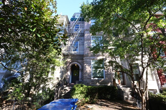 1014 E Capitol St NE in Washington, DC - Building Photo - Building Photo