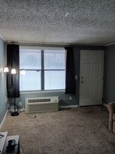 5083 Castlewood Way, Unit 5083 in Hamilton, OH - Foto de edificio - Building Photo