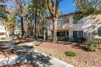 5211 Caspian Springs Dr, Unit 101 in Las Vegas, NV - Building Photo - Building Photo