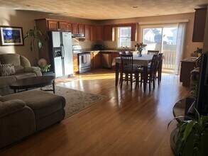 111 Oxford St in Revere, MA - Building Photo - Building Photo