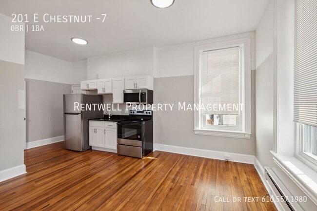 201 E Chestnut St in Coatesville, PA - Building Photo - Building Photo