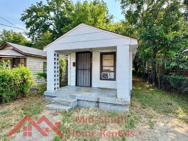 1536 Brookins St in Memphis, TN - Building Photo - Building Photo
