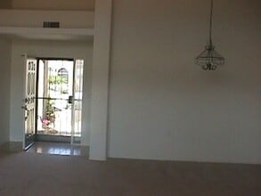 2407 S Cliff Dr in Green Valley, AZ - Building Photo - Building Photo