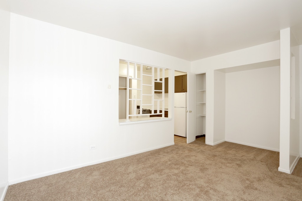 Crest Apartments in Steger, IL