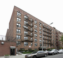 315 Ovington Ave Apartments