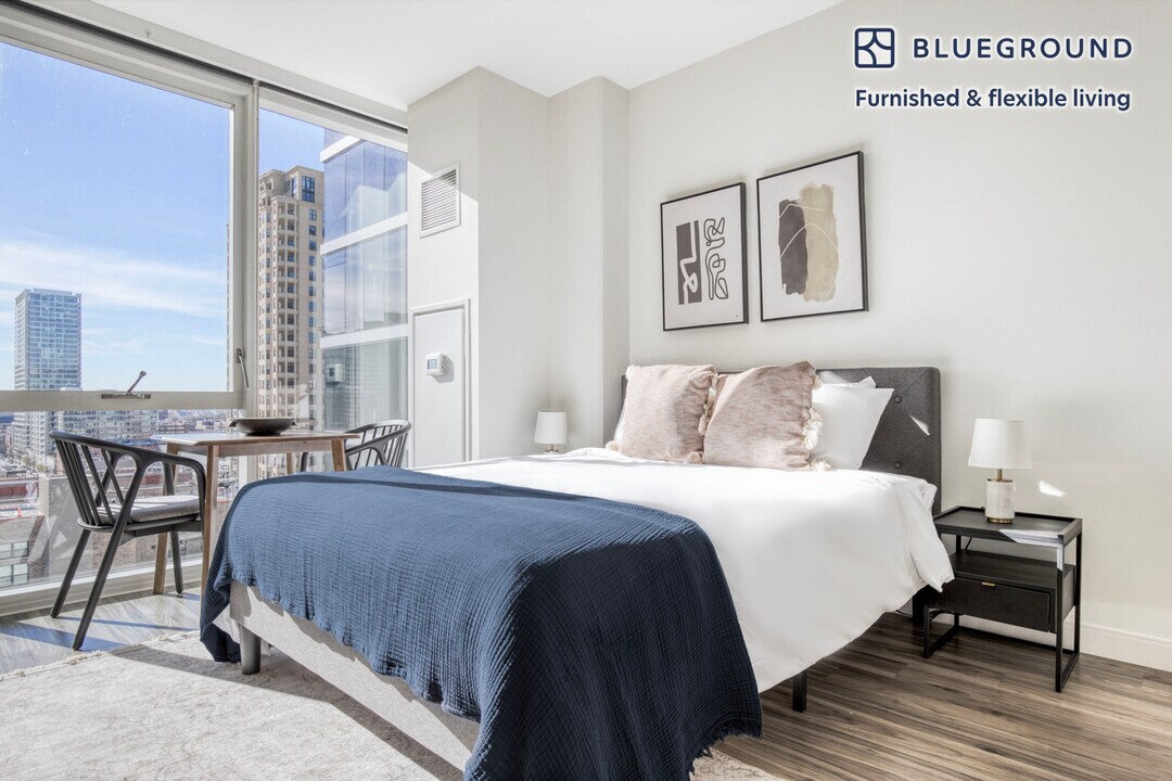 1407 S Michigan Ave in Chicago, IL - Building Photo
