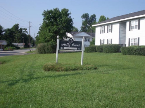 Cambridge Court Apartments in Manning, SC - Building Photo