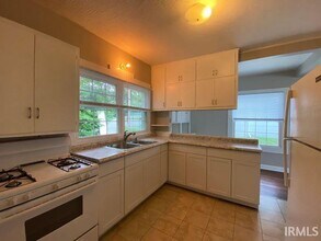 811 N Grant St in Bloomington, IN - Building Photo - Building Photo