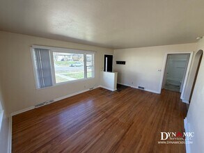 2405 S Norton Ave in Sioux Falls, SD - Building Photo - Building Photo