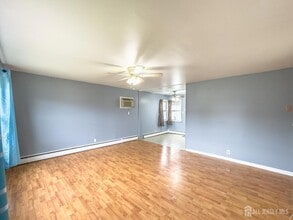 66 Hagaman St in Carteret, NJ - Building Photo - Building Photo
