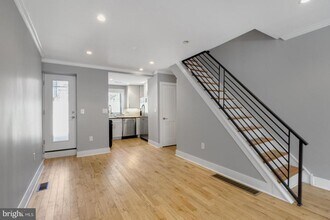 313 Mercy St in Philadelphia, PA - Building Photo - Building Photo