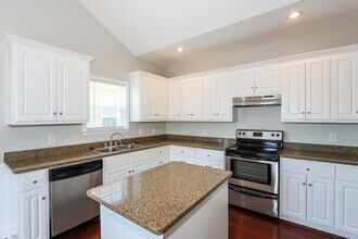 616 Dunrobin Ln in Grovetown, GA - Building Photo - Building Photo