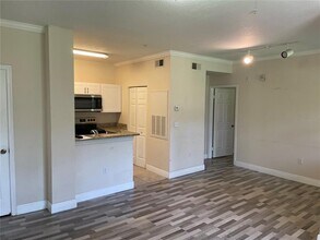 2564 Robert Trent Jones Dr in Orlando, FL - Building Photo - Building Photo