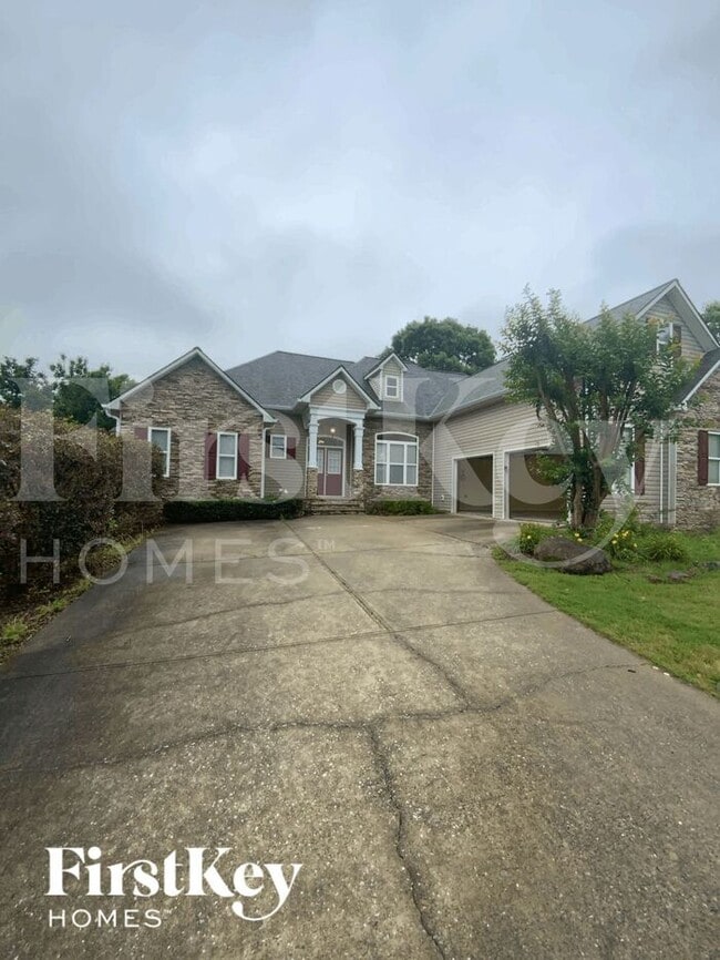 property at 33 Roberson Dr