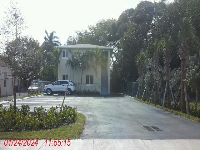 816 NW 3rd St in Fort Lauderdale, FL - Building Photo