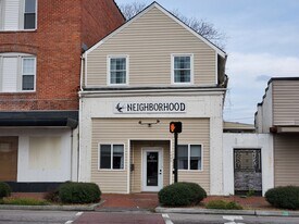 1005 Chesapeake Ave, Unit B in Chesapeake, VA - Building Photo