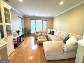 101 Waldorf Dr in Princeton, NJ - Building Photo - Building Photo
