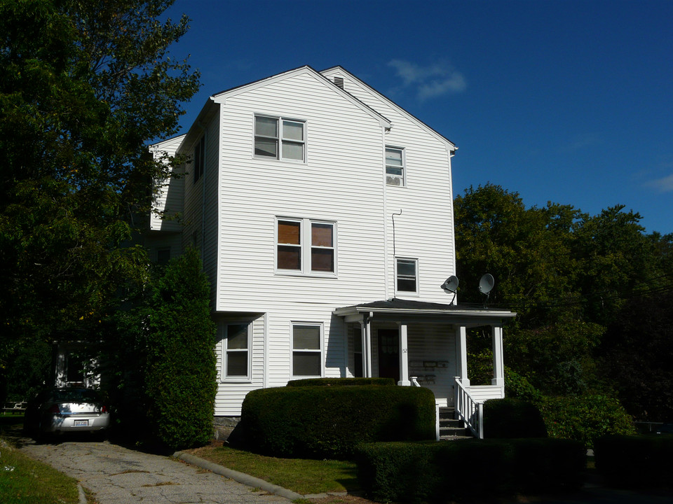 152 E Spring St in Avon, MA - Building Photo