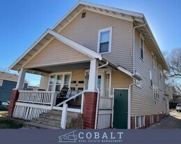 1709 Laramie St in Manhattan, KS - Building Photo