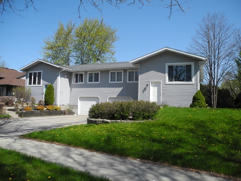 6702 Jacobs Way in Madison, WI - Building Photo