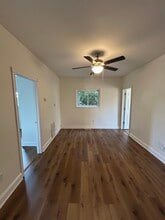 1202 W Elm St, Unit 1E in Scranton, PA - Building Photo - Building Photo