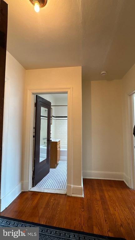 8 Nunnery Ln in Catonsville, MD - Building Photo - Building Photo