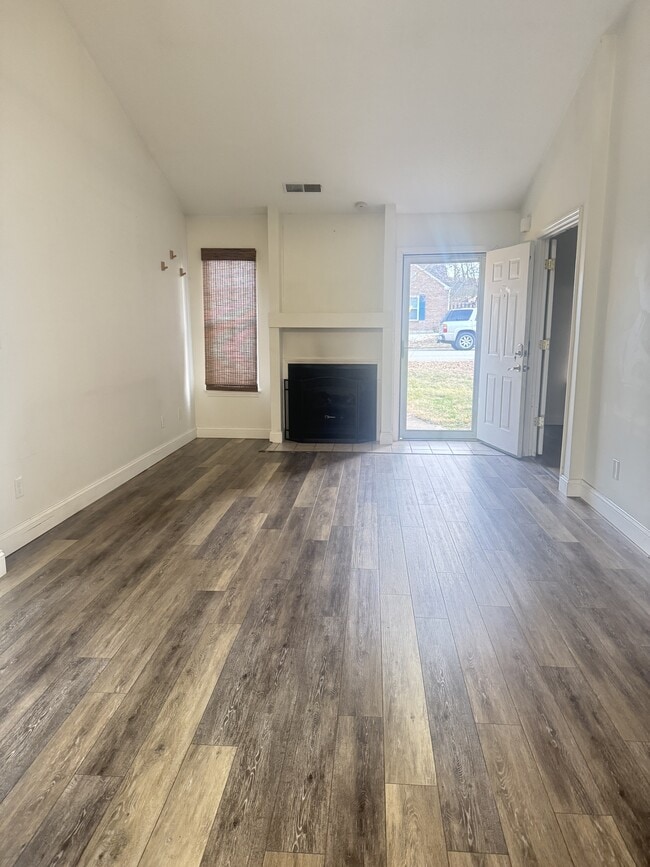 1003 Parkside Dr in Georgetown, KY - Building Photo - Building Photo