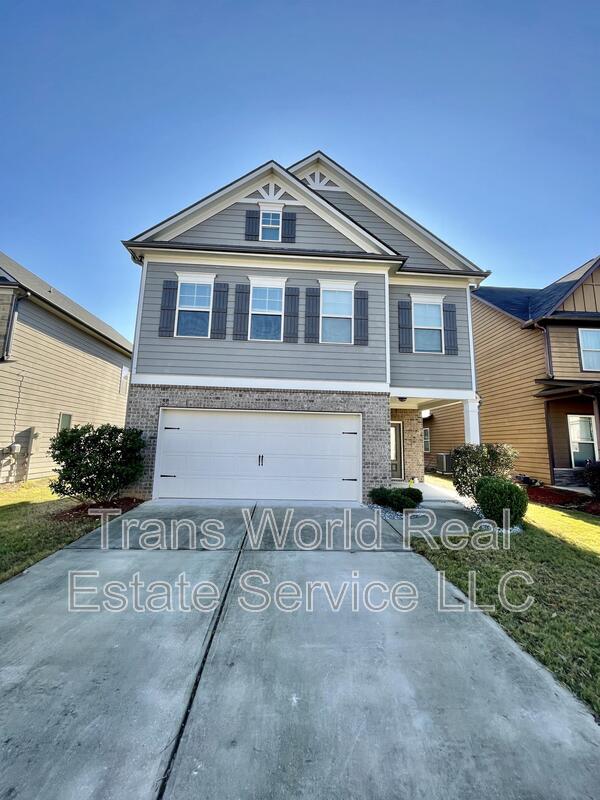 property at 7260 Silk Tree Pointe