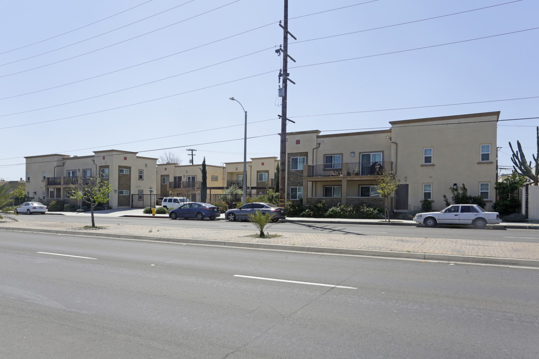 Four40 Sepulveda in Carson, CA - Building Photo