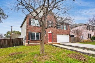 429 Twin Point Creek in Schertz, TX - Building Photo - Building Photo