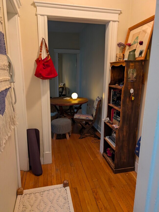 1673 Commonwealth Ave, Unit 5 in Boston, MA - Building Photo - Building Photo