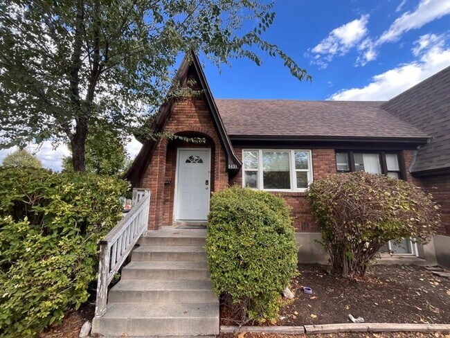 property at 1433-1433 S Richards St