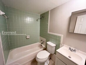 5727 N Morgan Ln, Unit 4 in Chattanooga, TN - Building Photo - Building Photo