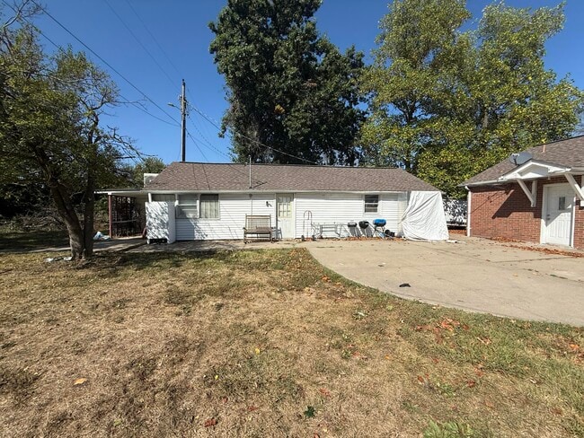 property at 2910 Mexico Gravel Rd