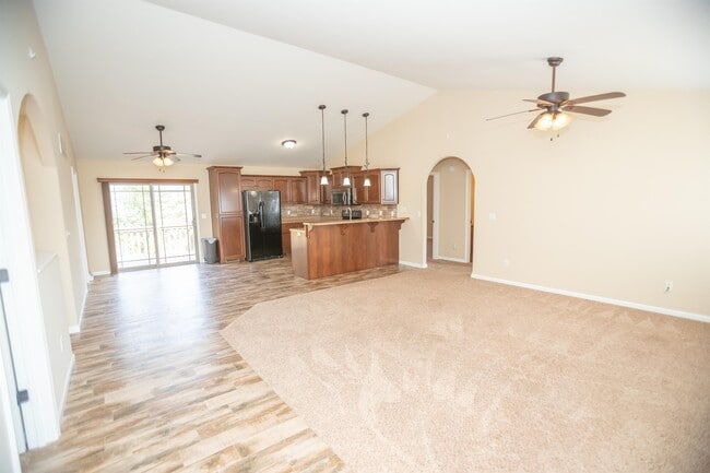 3816 Riley Ct in Jefferson City, MO - Building Photo - Building Photo