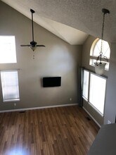 5870 S Rock Creek Dr in Castle Rock, CO - Foto de edificio - Building Photo