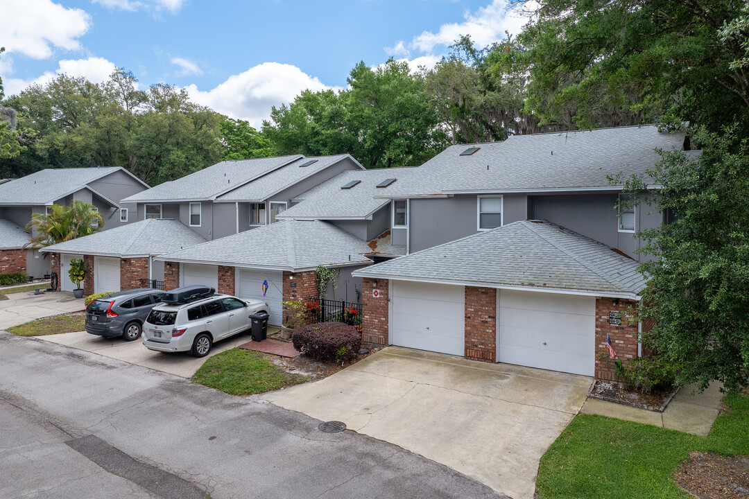 Oak Harbour in Altamonte Springs, FL - Building Photo